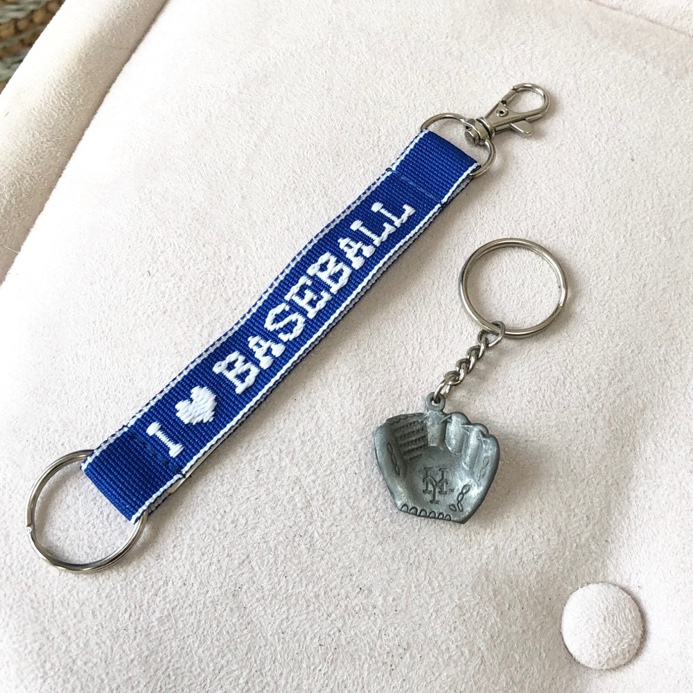 Mets and Baseball Keychain Set